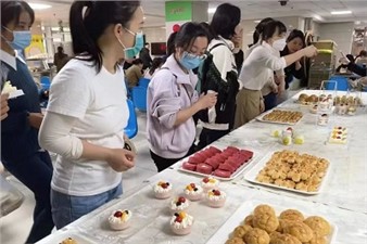 春暖花開(kāi)季，相約女神節(jié)，華逸府邀您共享美好食光！